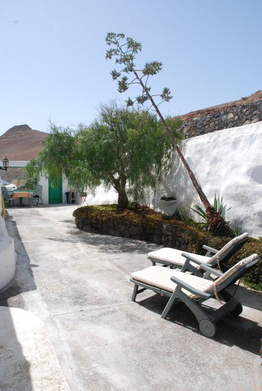 Villa El Perinque Femés Eksteriør bilde